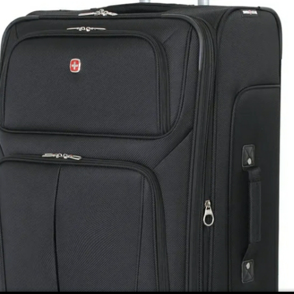 SwissGear Bags Swiss Gear Luggage Poshmark
